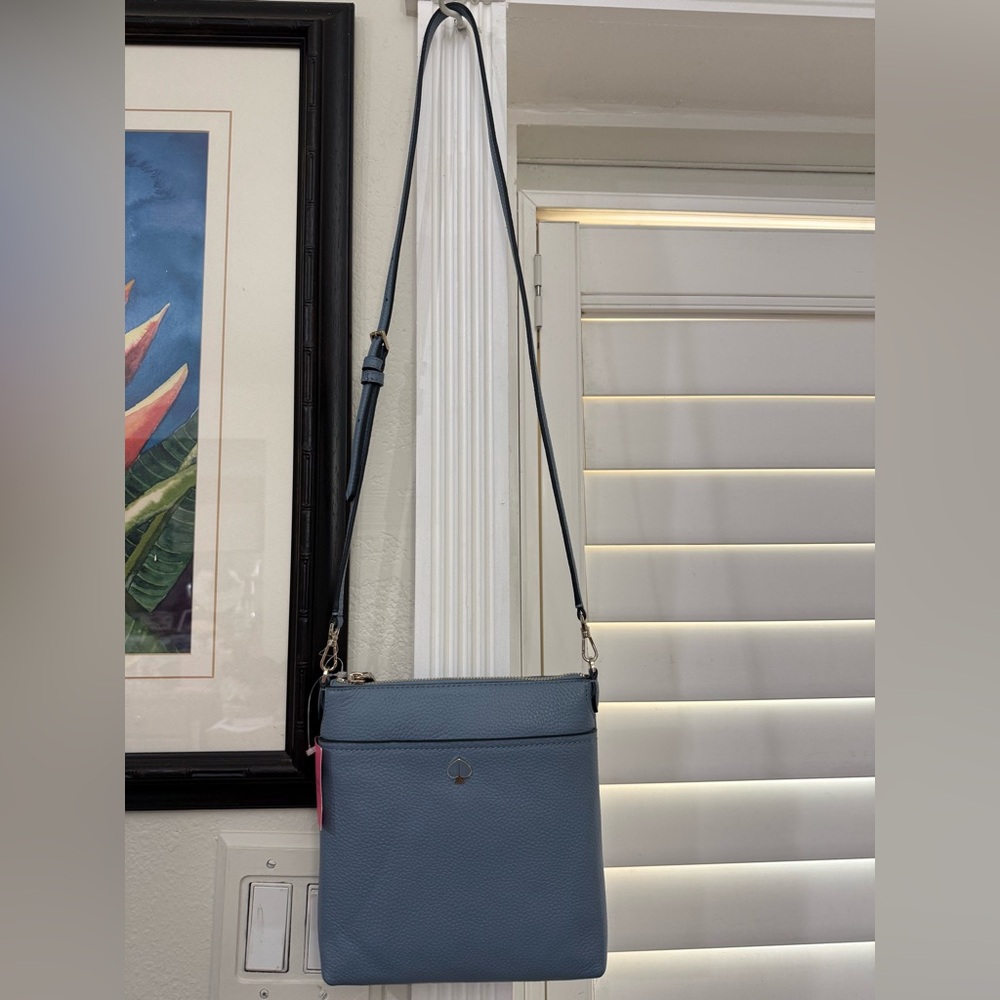 NWT kate spade pebble leather crossbody in swordfish blue, gold logo. 8x 8 x1